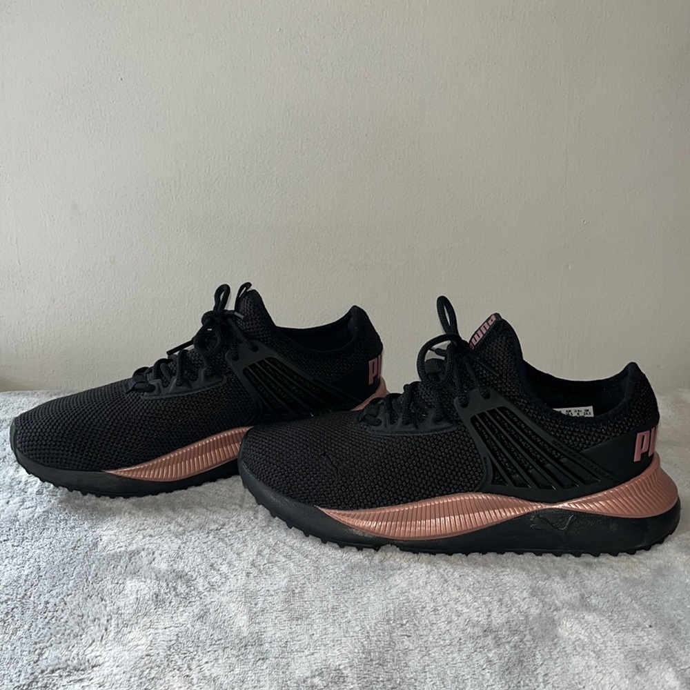 Puma pace future sneakers